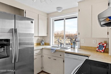 313Mapleway_07