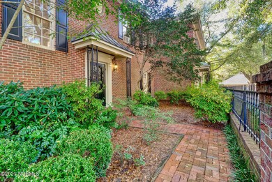 1912 Colleton Ct Wilmington NC-large-005