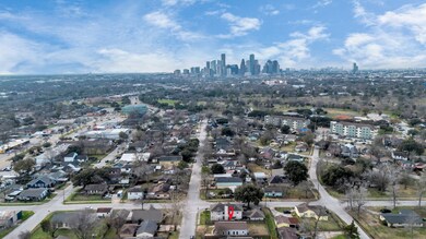4007 Edison St, Houston, TX 77009 - photo 5