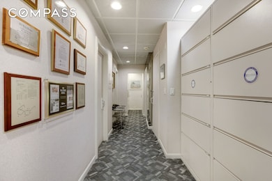 115 E 61st St unit 1C, New York, NY 10065 - photo 5