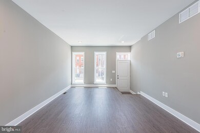 846 Harlem Ave, Baltimore, MD 21201 - photo 6