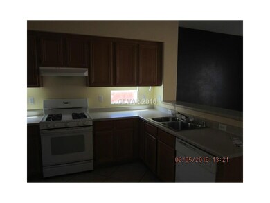 11136 Evvie Ln unit N, Las Vegas, NV 89135 - photo 3