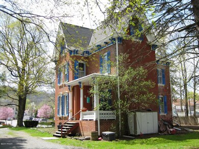 110 E Catherine St, Milford, PA 18337 - photo 5