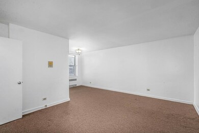 67-30 Clyde St unit 7S, Forest Hills, NY 11375 - photo 3