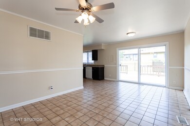 1290 Appletree Ln, Aurora, IL 60506 - photo 6