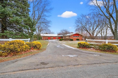 1050 North St, Logansport, IN 46947 - photo 3