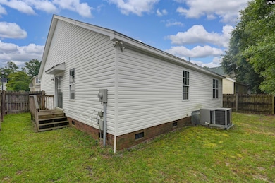 332 Montclaire Ln, West Columbia, SC 29170 - photo 3