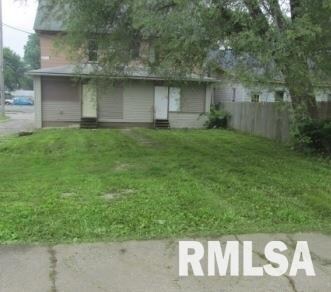 514 N Division St, Davenport, IA 52802 - photo 2