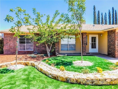 1676 Bert Green Dr, El Paso, TX 79936 - photo 4