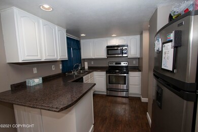 10031 Nantucket Cir, Anchorage, AK 99507 - photo 5