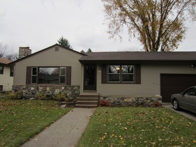 1431 S 17th St, Grand Forks, ND 58201 - photo 2