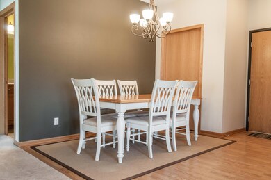 7 Dining Room