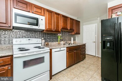 9719 Whiskey Run, Laurel, MD 20723 - photo 3