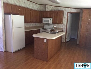 5365 Spray Ln, Temple, TX 76502 - photo 4