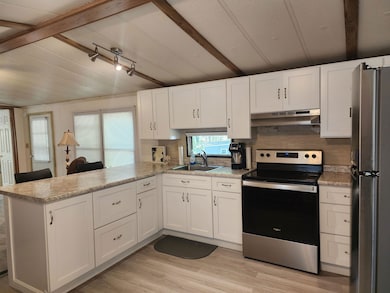 9 Sargents Place unit 23, Gilford, NH 03249 - photo 4