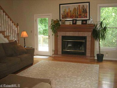 2116 Candelar Dr, High Point, NC 27265 - photo 3