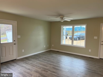 23173 Hilltop Dr, Bushwood, MD 20618 - photo 3