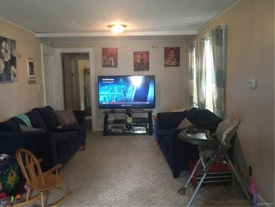 Living Area (Lower)