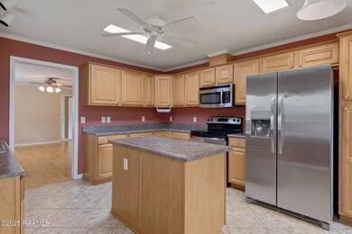 11-web-or-mls-150 Pic Dr-11