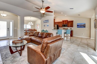 4-Living Room Area