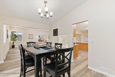 Dining Room-20210120-3995
