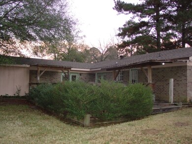 943 State St, Laurel, MS 39440 - photo 7