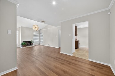 1201 Bering Dr unit 40, Houston, TX 77057 - photo 5