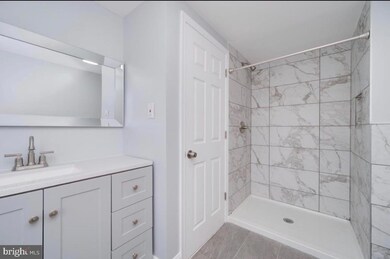 1048 Cherry St, Reading, PA 19602 - photo 4