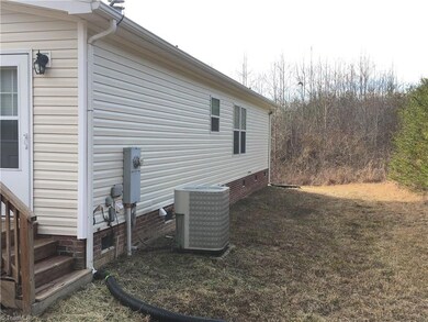 753 Long Rd, Reidsville, NC 27320 - photo 3