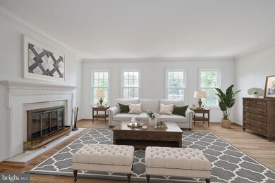 3581 Hamlet Place, Chevy Chase, MD 20815 - photo 4