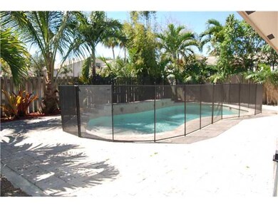 Swimming Pool/Hot Tub/Sauna