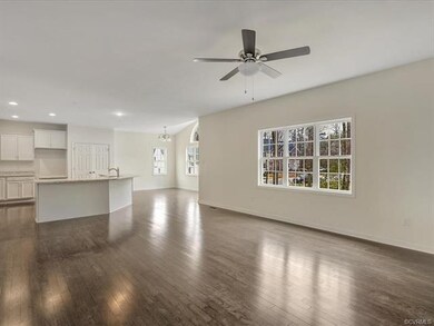 5725 Reedy Springs Dr, North Chesterfield, VA 23237 - photo 6