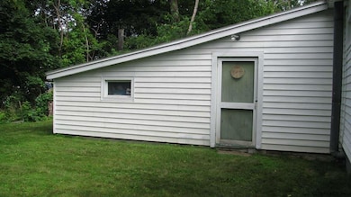 96 Park St, Gloversville, NY 12078 - photo 6