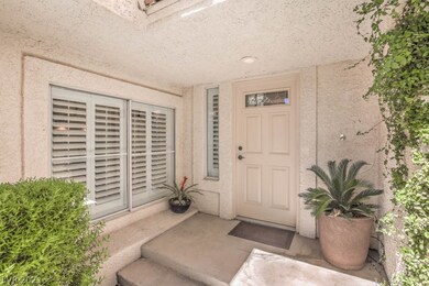 Impeccable front entry