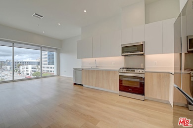 200 W Ocean Blvd unit 711, Long Beach, CA 90802 - photo 2