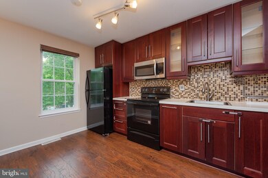 9845 Softwater Way, Columbia, MD 21046 - photo 3