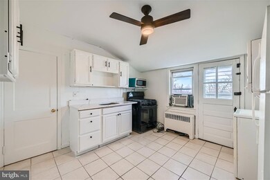 3015 Gibbons Ave unit 2, Baltimore, MD 21214 - photo 4