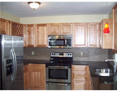 Kitchen. DREAM kitchen offers SS appliances, grani