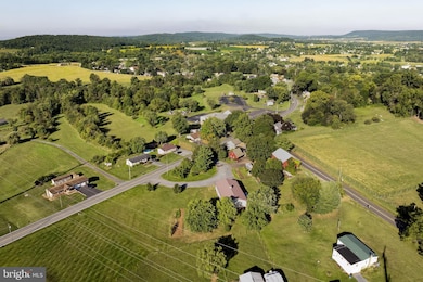 1175 W Swartzville Rd, Reinholds, PA 17569 - photo 6