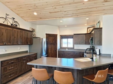 Breakfast Bar