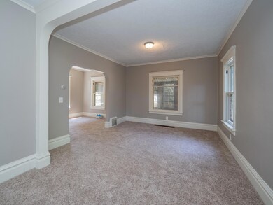 823 Lucas Court-104