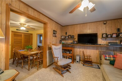 427 Kenyon Ave, Pawtucket, RI 02861 - photo 7