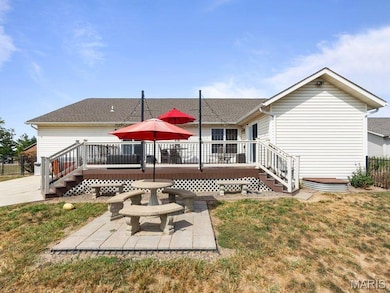 304 Torrington Ln, Freeburg, IL 62243 - photo 5