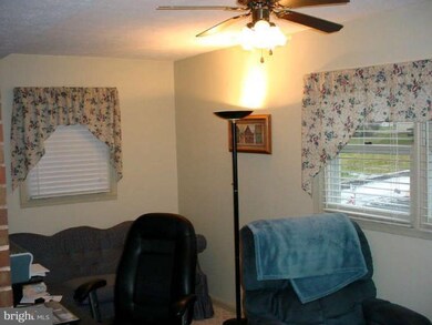 9827 Massanutten Ave, New Market, VA 22844 - photo 7