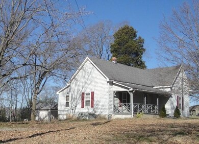 931 Horse Mountain Rd, Shelbyville, TN 37160 - photo 4