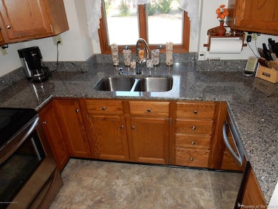 3970 Azalea Crescent, West Point, VA 23181 - photo 7