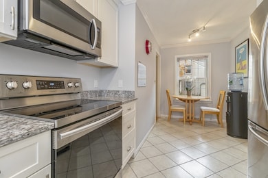 160 Pine St unit 11, Auburndale, MA 02466 - photo 4