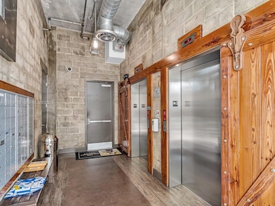 411 NW 1st Ave unit 401, Fort Lauderdale, FL 33301 - photo 4