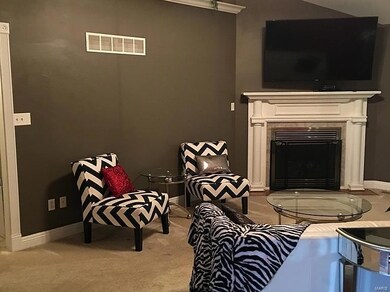 212 Hawthorne Dr, Farmington, MO 63640 - photo 6