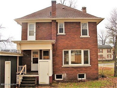 138 W Mansion St, Marshall, MI 49068 - photo 4